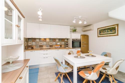 Holiday Home Tezoro Royal - image 8