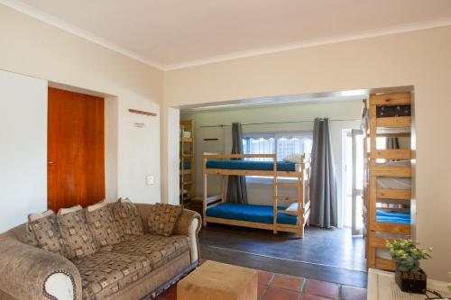 1 bunk bed