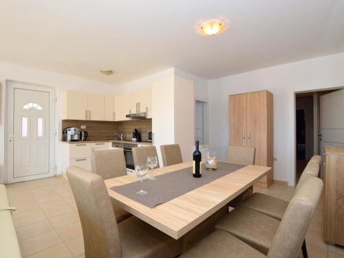 TOP-APARTMENT MONTENEGRO, with private Pool!