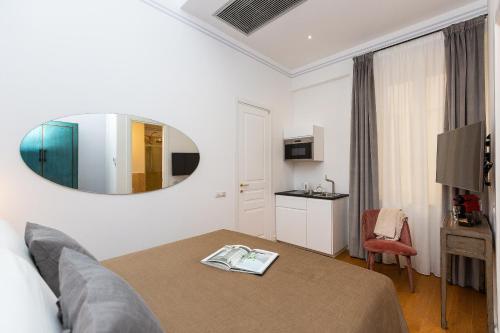 AntAurCris Suite Piazza Venezia - image 7