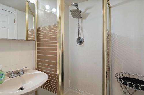Blind Pass Resort Motel - image 2