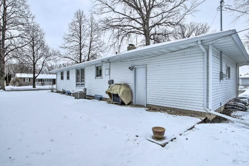 Green Bay Home 3 Blocks to Lambeau Field!