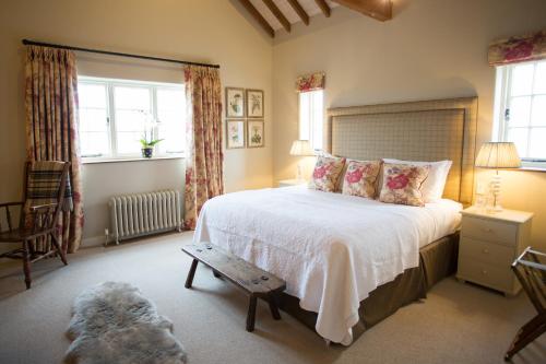 The Three Daggers - image 13