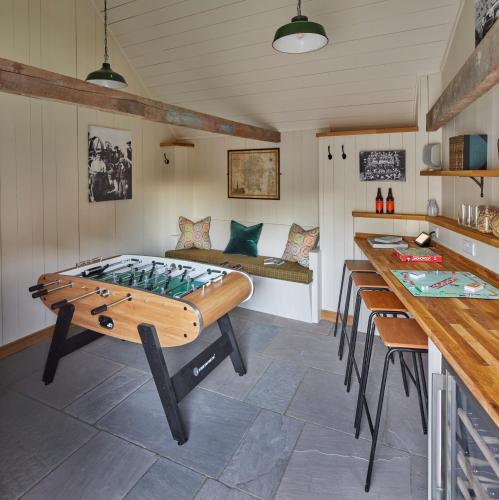 The Three Daggers - image 9