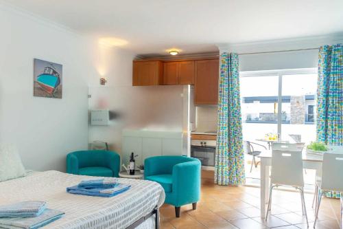 Casa Andorinhas Quinta Velha by Your Home Algarve 4