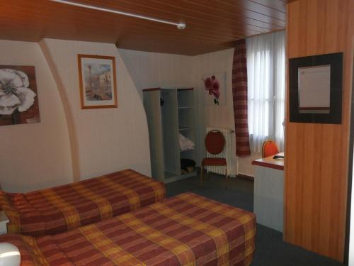 Hotel Beausejour - image 4