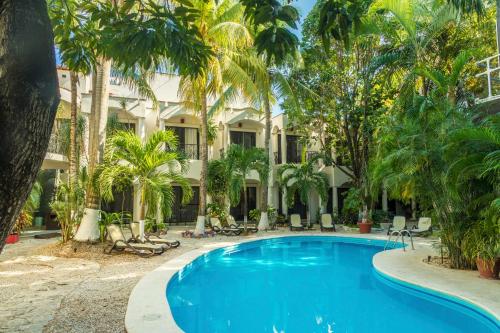 Pandangan, Hacienda Paradise By BFH in Playa Del Carmen