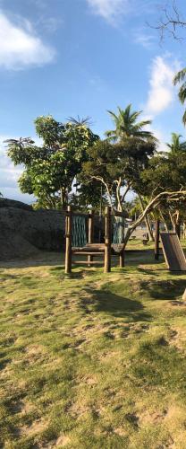 Játszótér, Canto da Dora in Praia Itaquanduba