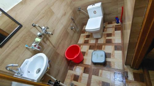 Chakrata green hotel