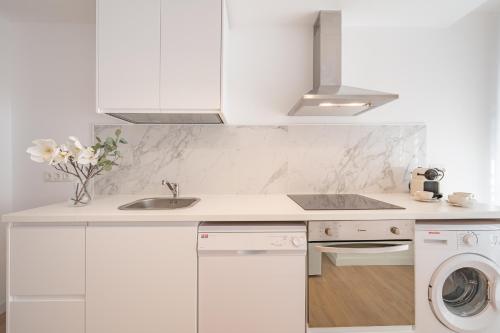 Studio Apartment image 10