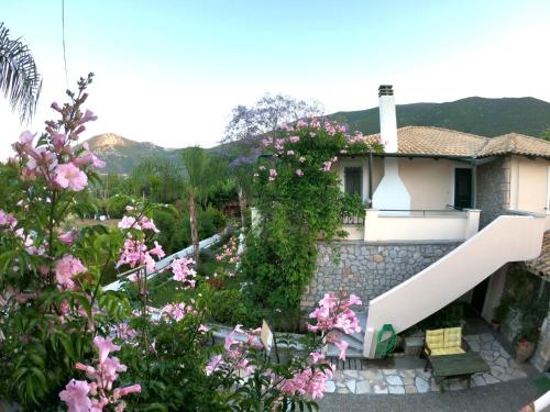 Sunny Garden Apartments - image 7