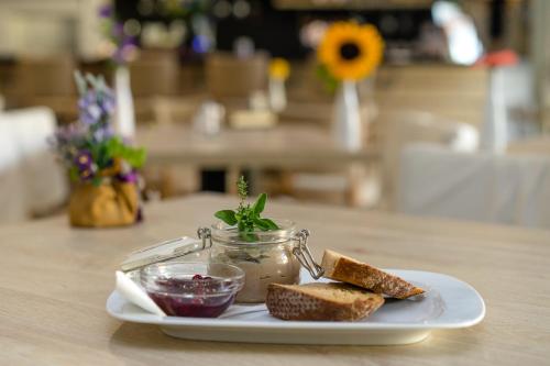 BIVIO hotel - image 10