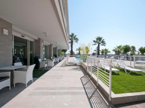 Kert, Hotel Eden in Alba Adriatica