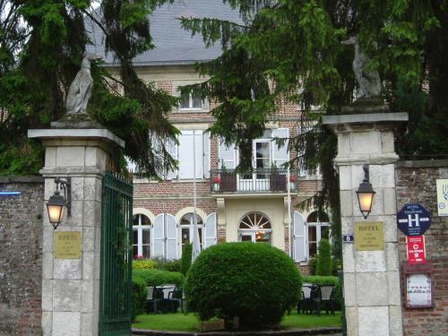 Logis Hôtel le Clos du Montvinage Rest. Auberge Val de l'Oise
