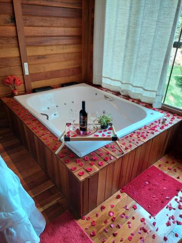 2 bedrooms, 4 beds