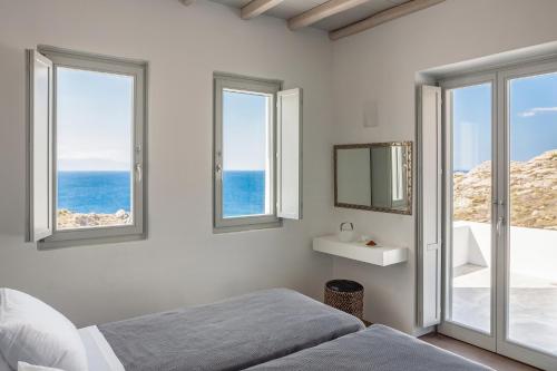 The Mykonist Executive Villa Elia Beach The Mykonist Executive Villa Elia Beach