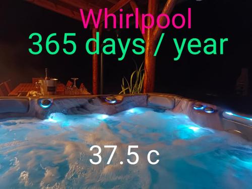 Gyógyfürdő, Chalet d' amour in Kamenný Újezd