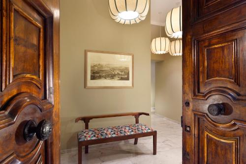 Dimora ai Fori - Guest House - image 9