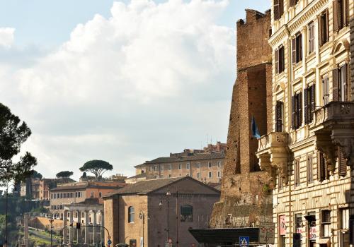 Dimora ai Fori - Guest House - image 3