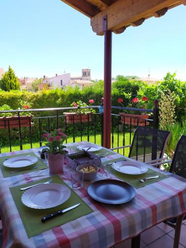 balkon/terras, Cuarenta y Ocho Luces in Buniel
