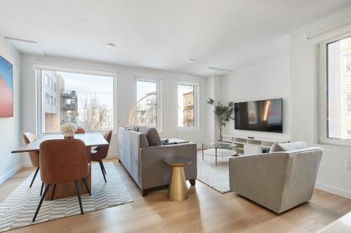 3 bedrooms, 5 beds