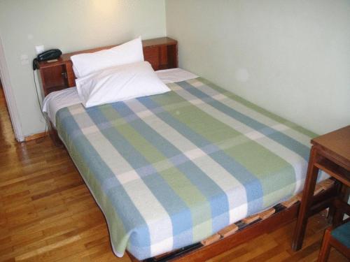 1 double bed