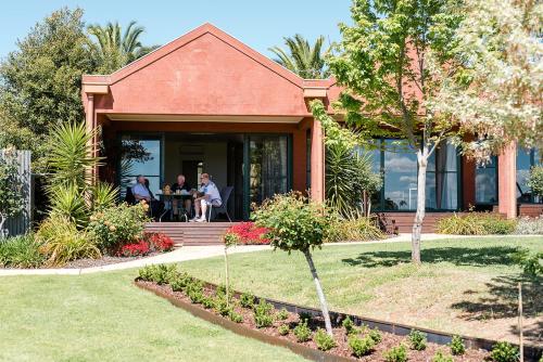 Létesítmények, Tuileries at De Bortoli Rutherglen in Rutherglen