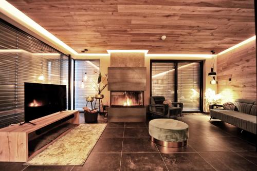 Alpine Penthouse - Stunning & Luxurious incl Silvretta Premium Summer Card