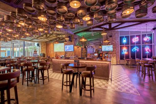 Restaurant, Citymax Hotel Business Bay in Dubai