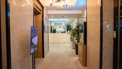 Jeonju Junghwasandong Labe Hotel