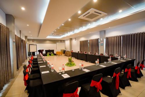 Конференц-зал/Банкетный зал, Sabda Alam Hotel Resort in Гарут