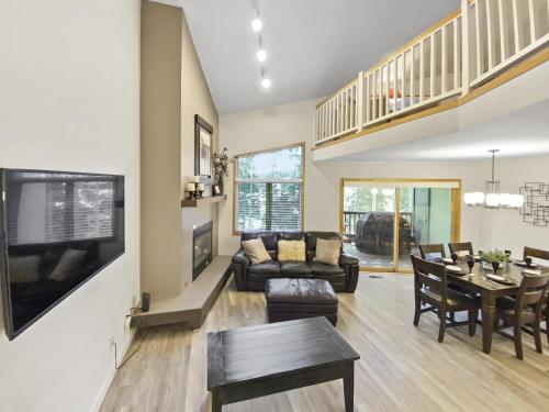 Chimney Ridge 504 townhouse - image 2
