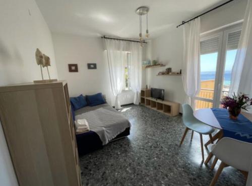 2-bedroom sunny sea view with balcony, La Casa Di Christine 2-bedroom sunny sea view with balcony, La Casa Di Christine