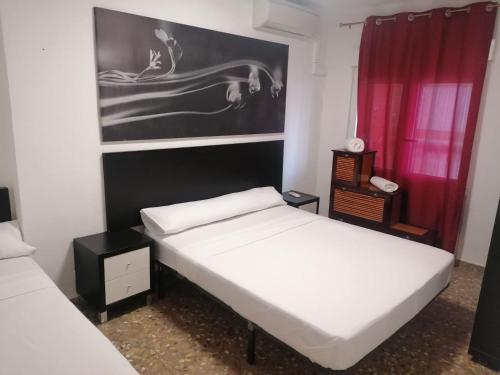 Hello Madrid Room Type - Three-Bedroom Apartment