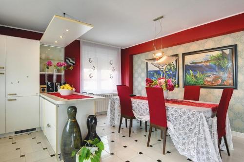 Apartments Villa Delia - image 12