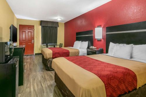 Econo Lodge Jonesboro - image 12