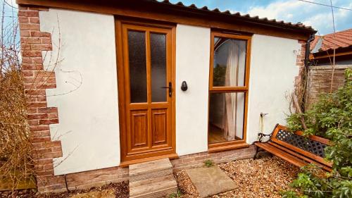 . Private Detached Annex in Isleham Village
