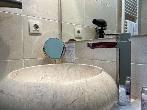 Hotel Cardenal Ram - image 5
