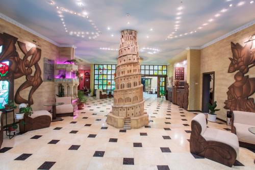 Babylon Hotel - image 6