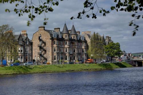 Best Western Inverness Palace Hotel & Spa - Photo 2 of 175