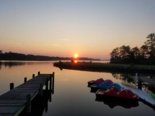 Camp Cardinal in Broad Marsh, USA