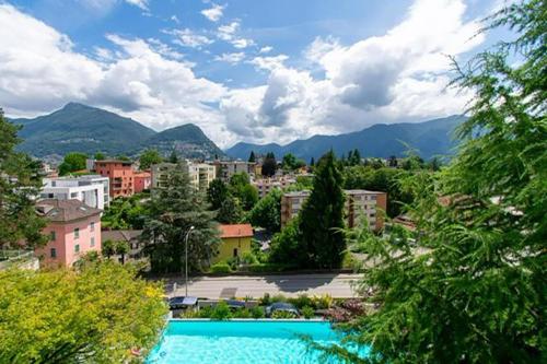  Appartamento vista lago con piscina in Lugano