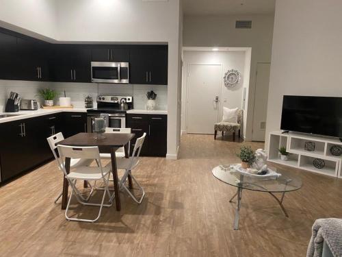 Exceptional Loft FREE Parking and WIFI Los Angeles