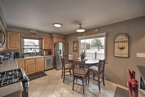 Pet-Friendly Retreat about 1 Mi to St Louis River! in Superior, USA