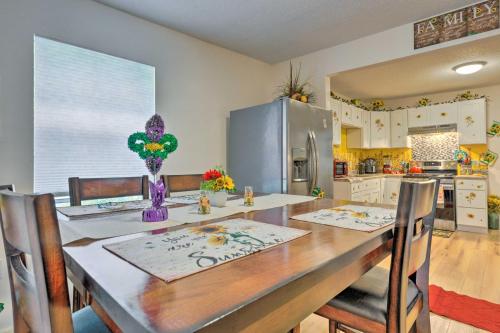 Stunning Gulfport Getaway about 1 Mi to the Beach in Gulfport, USA