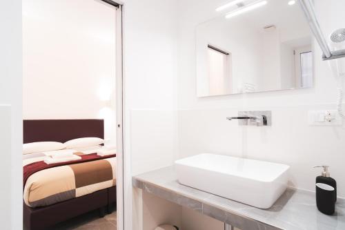 Lux Pretoria Rooms, Рим (фото 3)