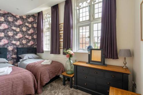 Picture of Idyllic City Centre Apartment In Canterbury