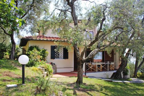 Holiday home, Monteggiori