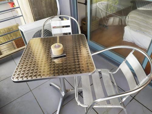 Balcony/terrace, Paraguay 1747 in Del Abasto