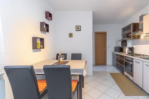 Apartment Teri - image 2